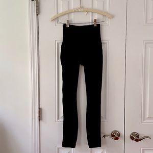 Lululemon black leggings